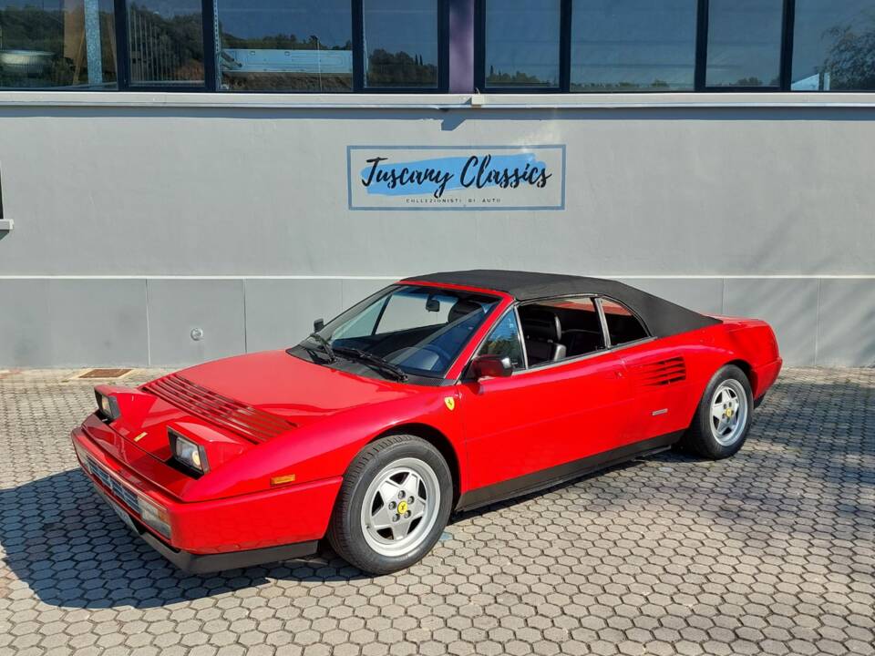 Bild 2/18 von Ferrari Mondial T (1990)