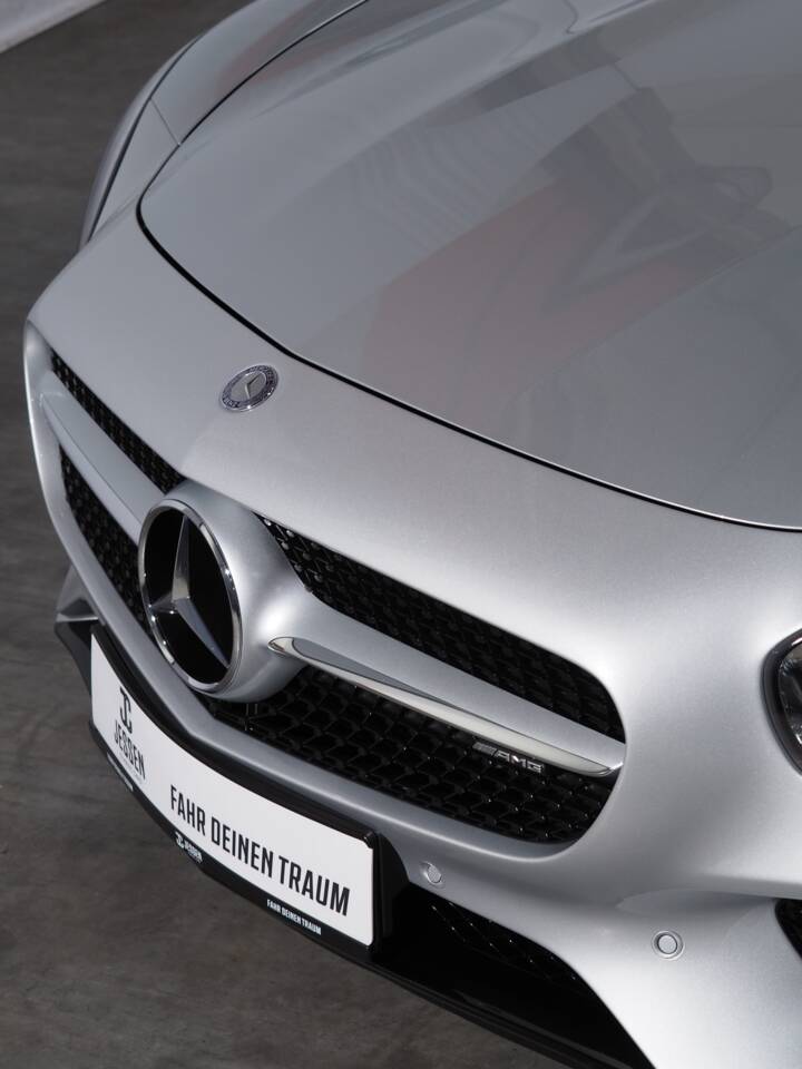 Image 14/49 of Mercedes-AMG GT-S (2015)
