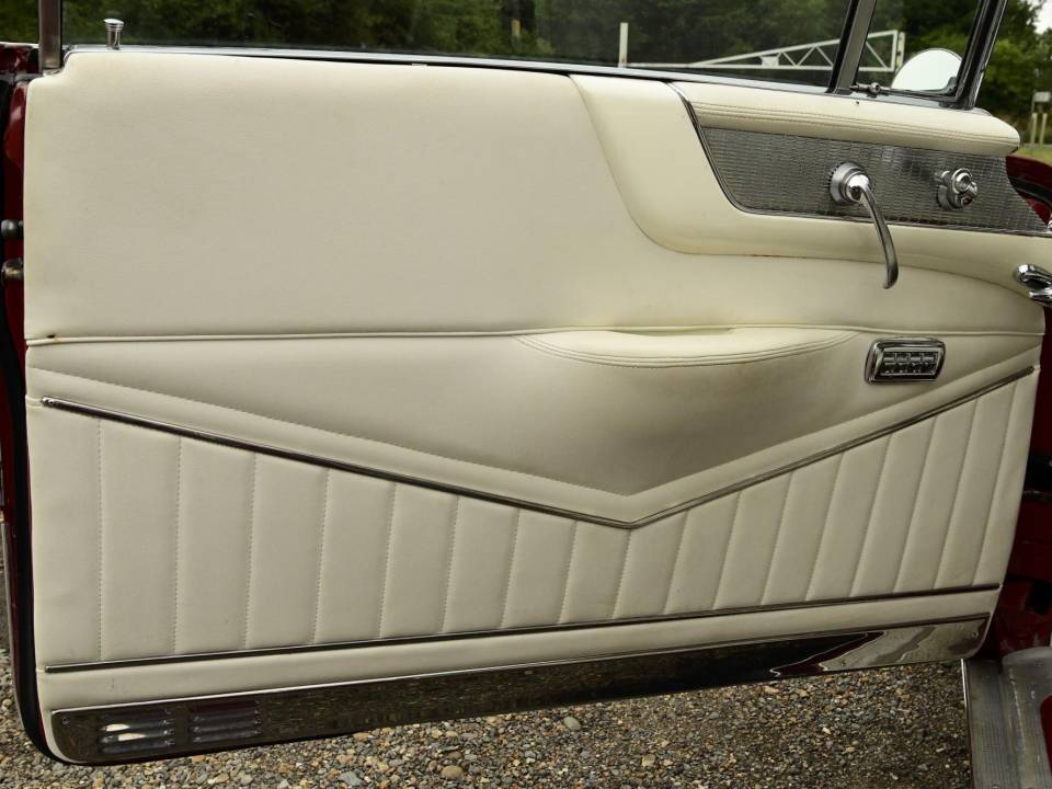 Image 37/50 of Cadillac 62 Coupe DeVille (1956)