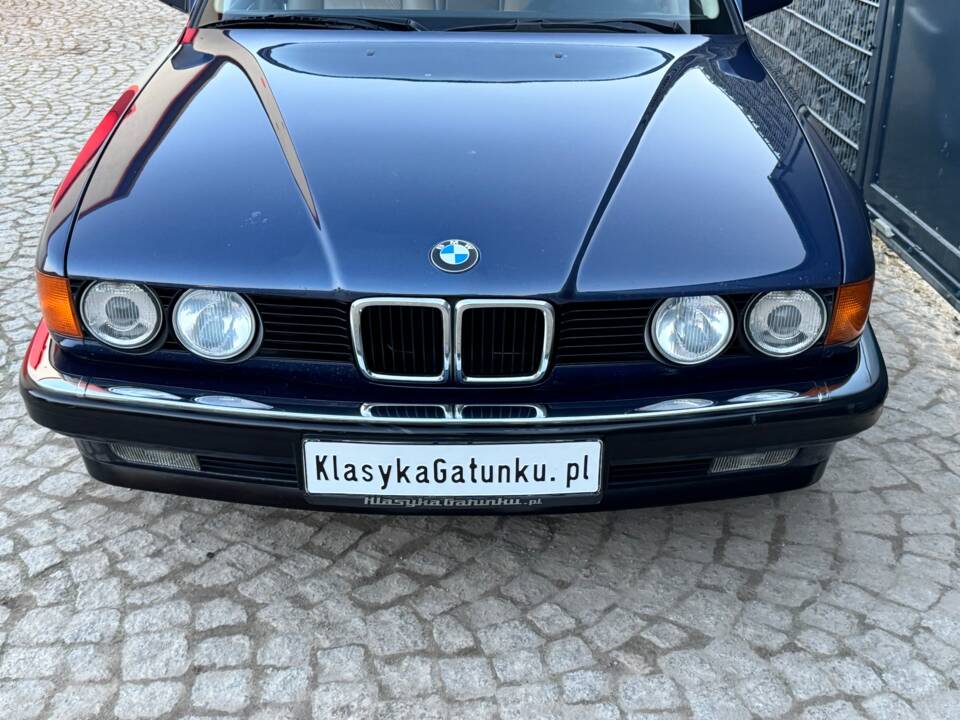 Immagine 99/99 di BMW 735i (1988)