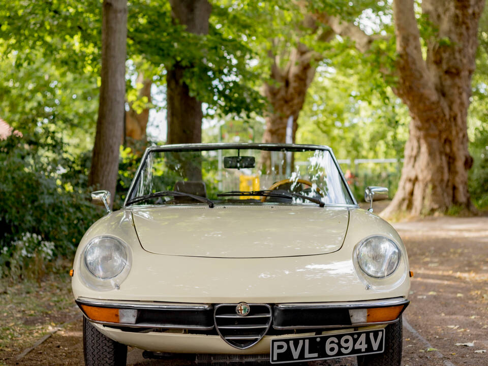 Immagine 42/50 di Alfa Romeo 2000 Spider Veloce (1980)