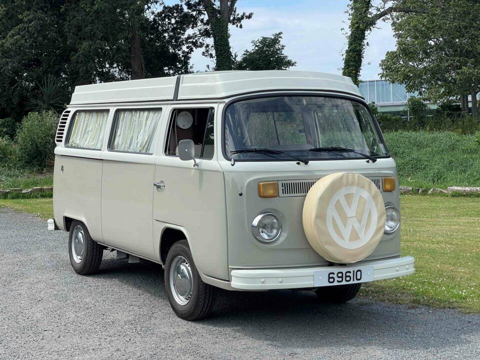 Bild 4/12 von Volkswagen T2b Westfalia (1975)