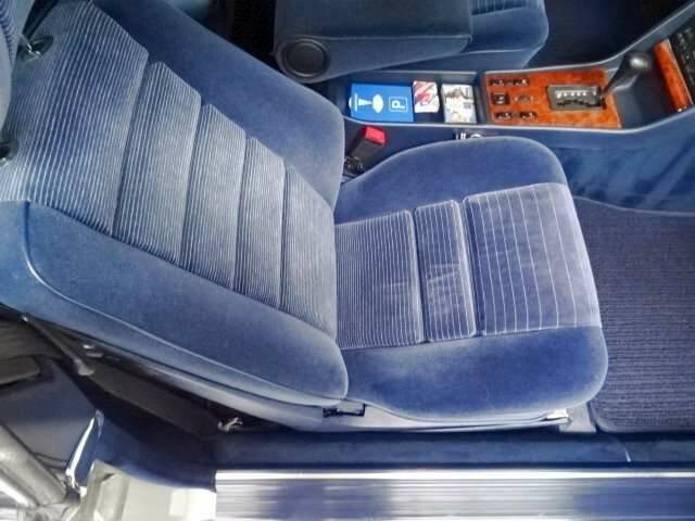 Image 14/36 de Mercedes-Benz 500 SEC (1984)
