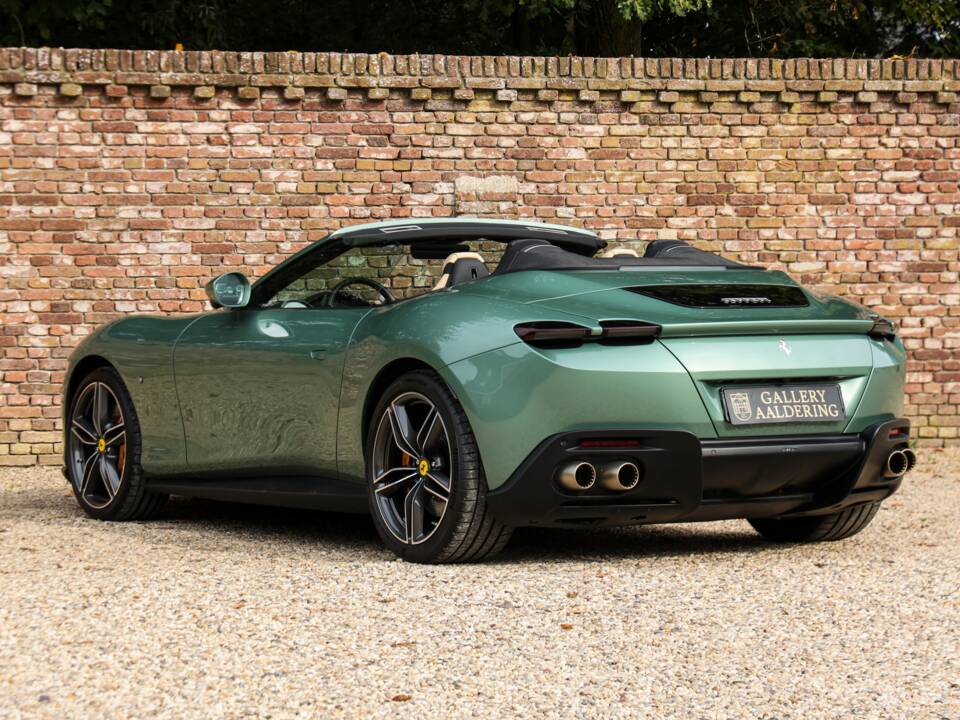 Imagen 2/50 de Ferrari Roma Spider (2024)