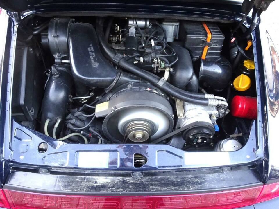 Afbeelding 8/42 van Porsche 911 Carrera 4 (1991)
