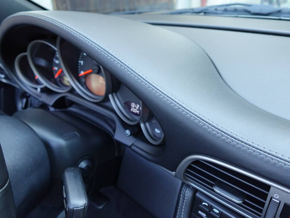 Bild 20/40 von Porsche 911 Carrera (2009)