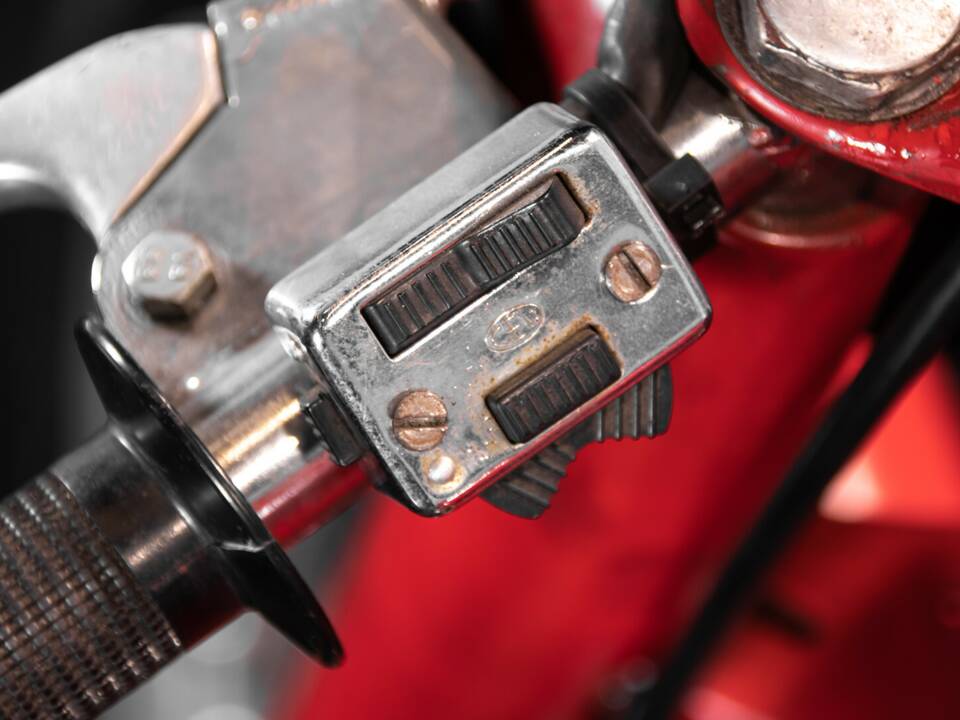 Bild 18/32 von Rumi DUMMY (1959)