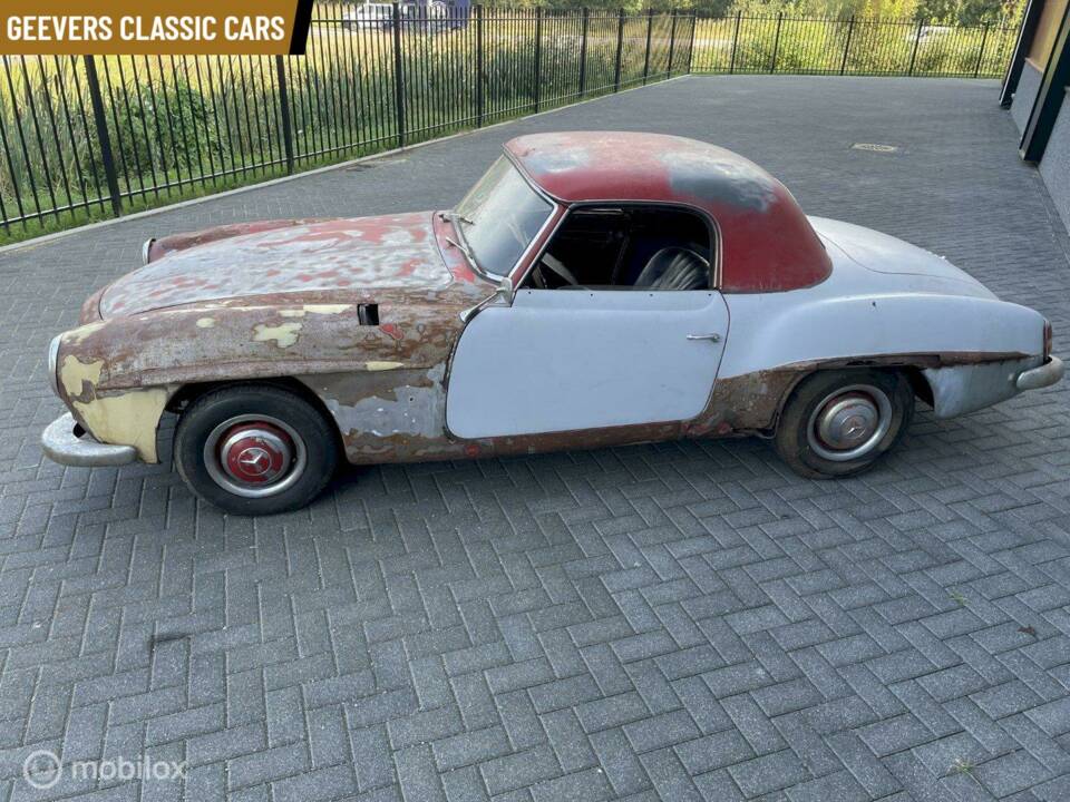 Afbeelding 7/8 van Mercedes-Benz 190 SL (1959)