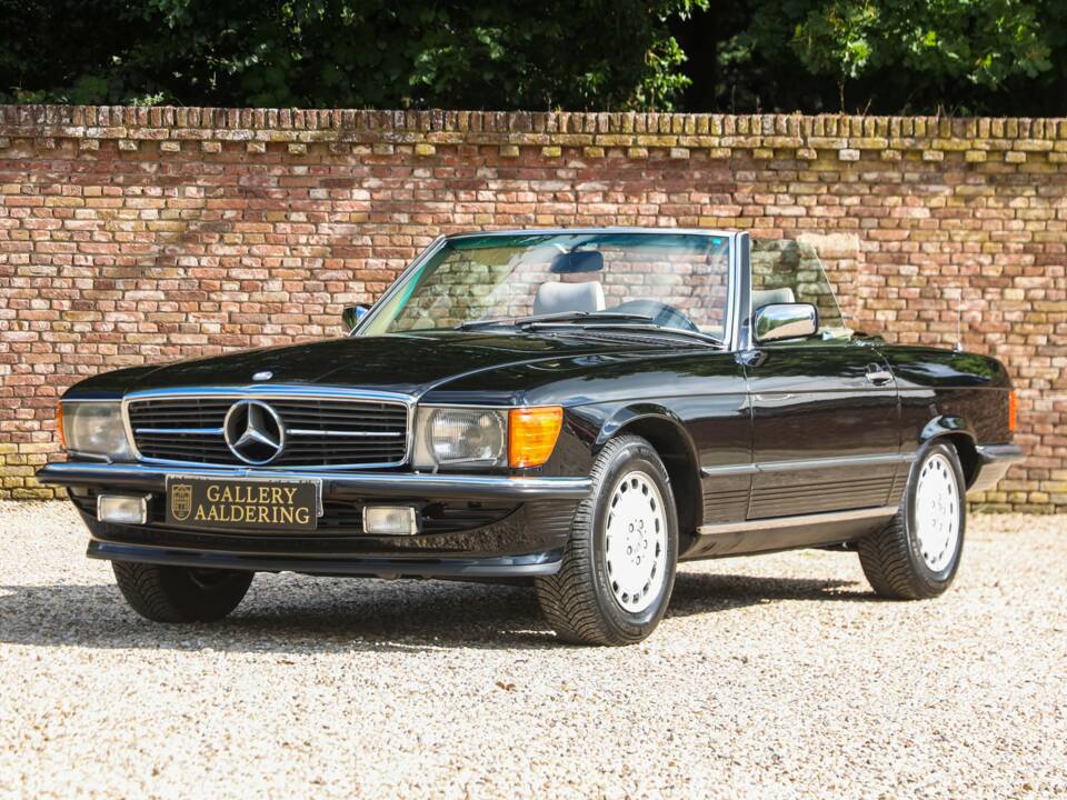 Image 1/50 de Mercedes-Benz 420 SL (1986)