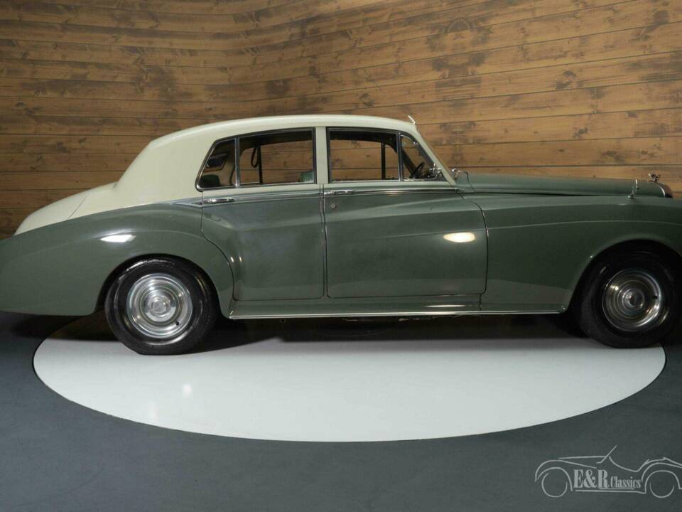 Immagine 13/19 di Bentley S 3 (1963)