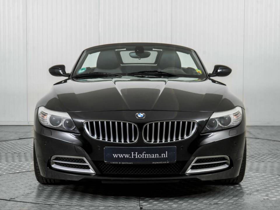 Image 14/50 of BMW Z4 sDrive23i (2009)