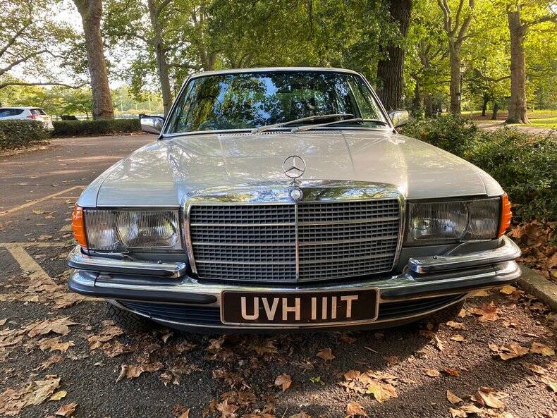 Image 39/50 of Mercedes-Benz 450 SEL 6,9 (1978)