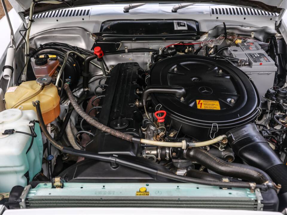 Afbeelding 45/50 van Mercedes-Benz 300 SL (1989)