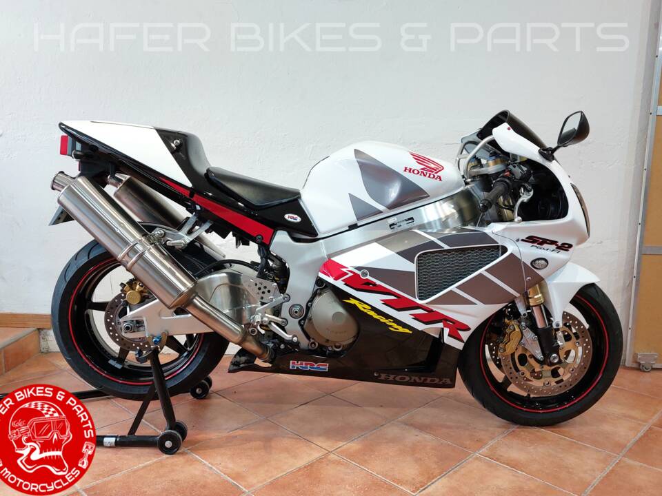 Imagen 3/41 de Honda DUMMY (2004)