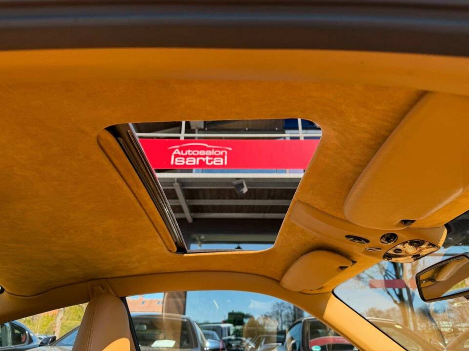 Afbeelding 20/30 van Porsche 911 Carrera (2003)