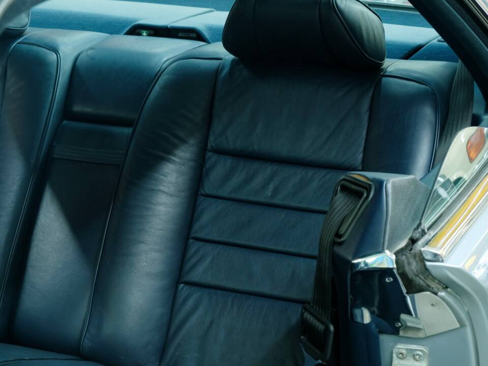 Image 50/50 of Mercedes-Benz 500 SEC (1982)