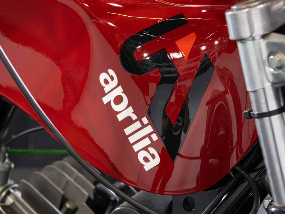 Immagine 39/49 di Aprilia Scarabeo 50 (1972)