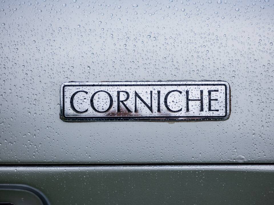 Afbeelding 24/39 van Rolls-Royce Corniche I (1976)