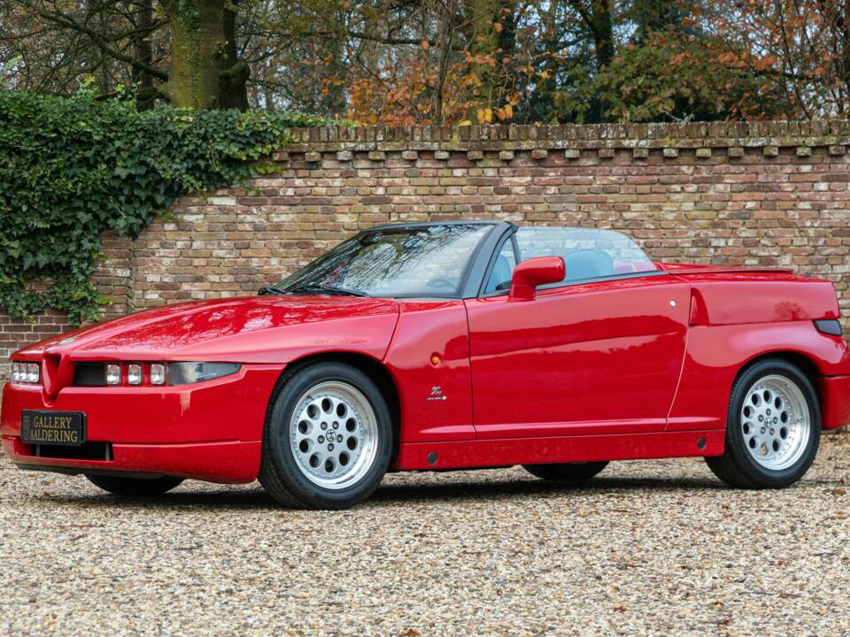 Bild 35/50 von Alfa Romeo RZ (1995)