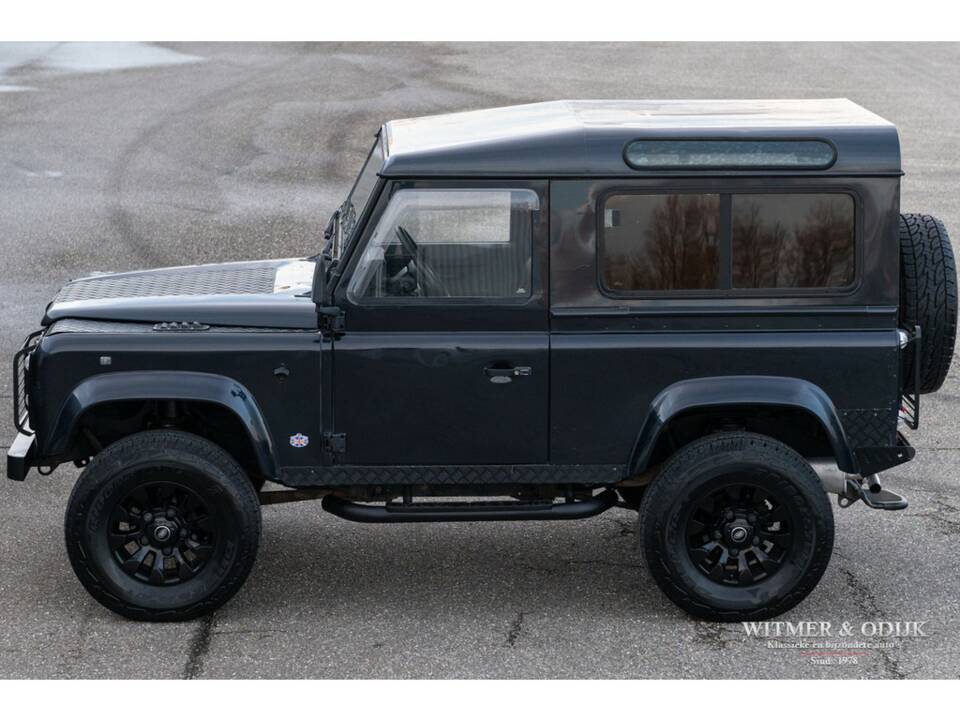 Bild 8/23 von Land Rover Defender 90 (1996)