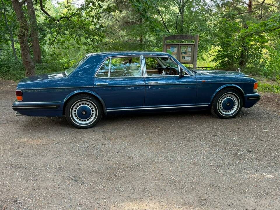 Image 33/46 of Rolls-Royce Silver Spirit III (1996)