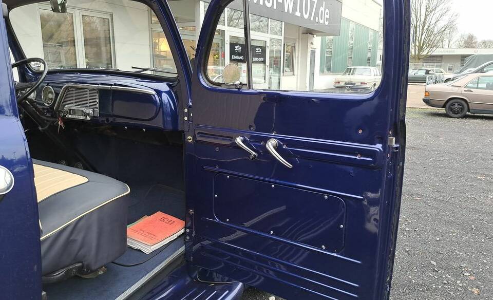 Bild 10/18 von Ford F-1 &quot;Woody&quot; (1951)