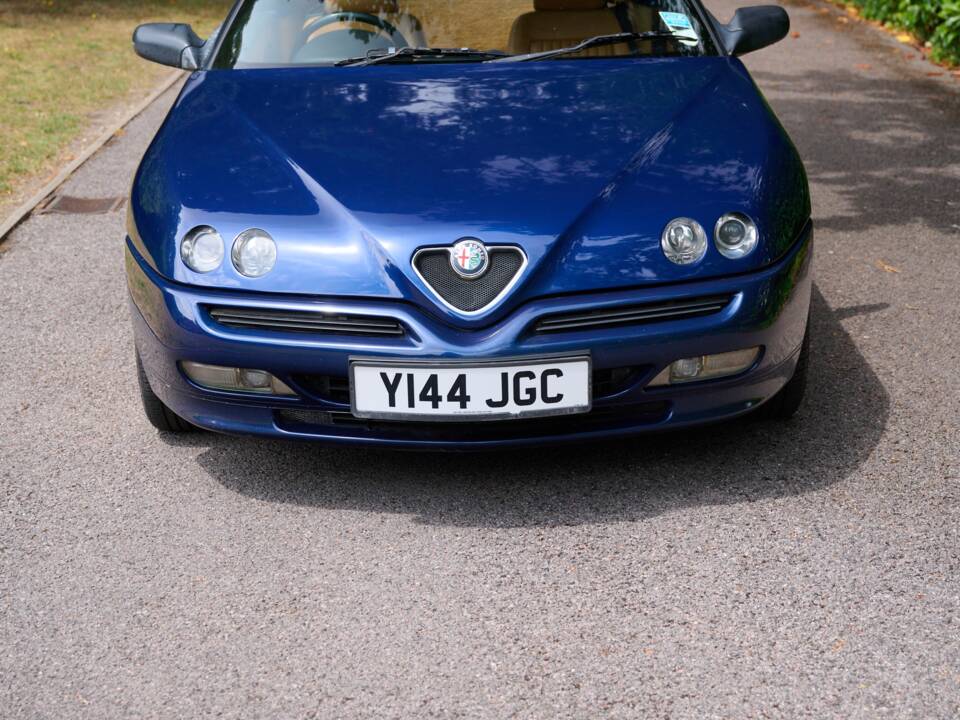Image 17/50 of Alfa Romeo Spider 2.0 Twin Spark 16V (2001)