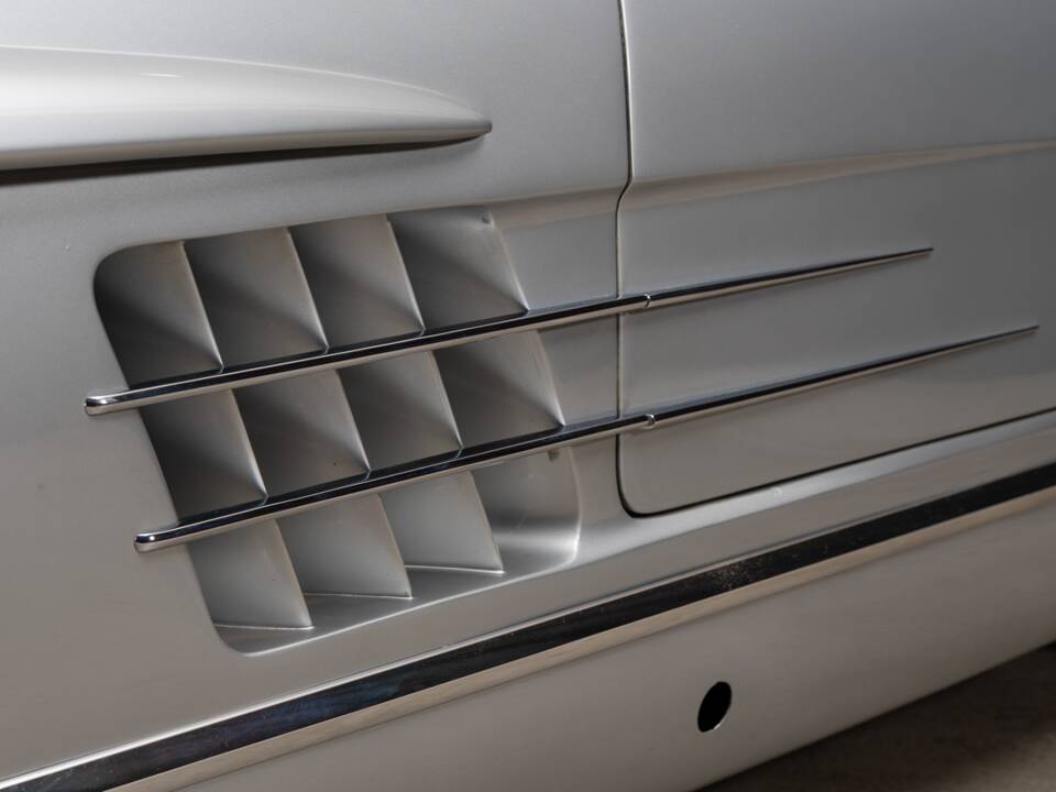 Image 24/47 of Mercedes-Benz 300 SL Roadster (1963)