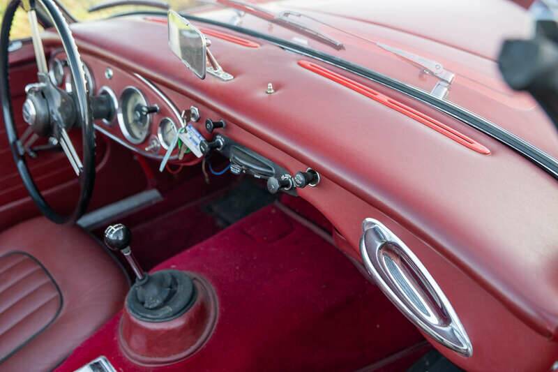 Image 14/50 of Austin-Healey 3000 Mk II (BJ7) (1962)