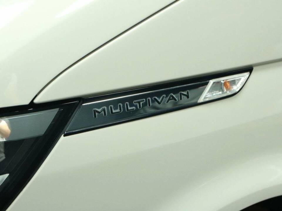 Image 45/50 of Volkswagen T6 Multivan 2.0 TDI (2020)