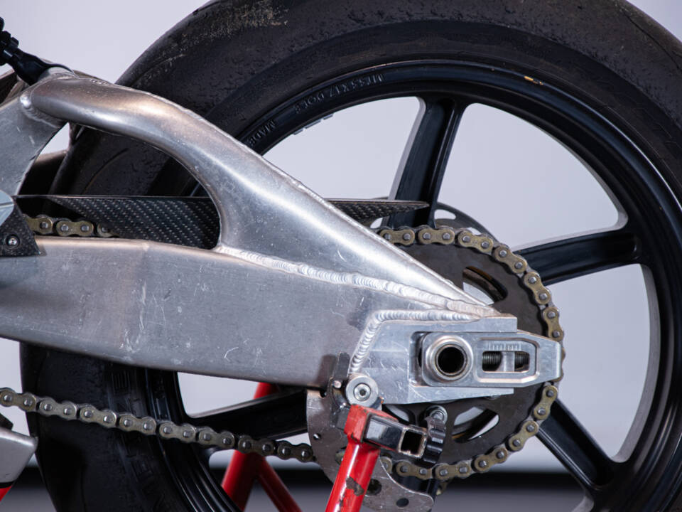 Immagine 27/50 di Bimota DUMMY (2007)