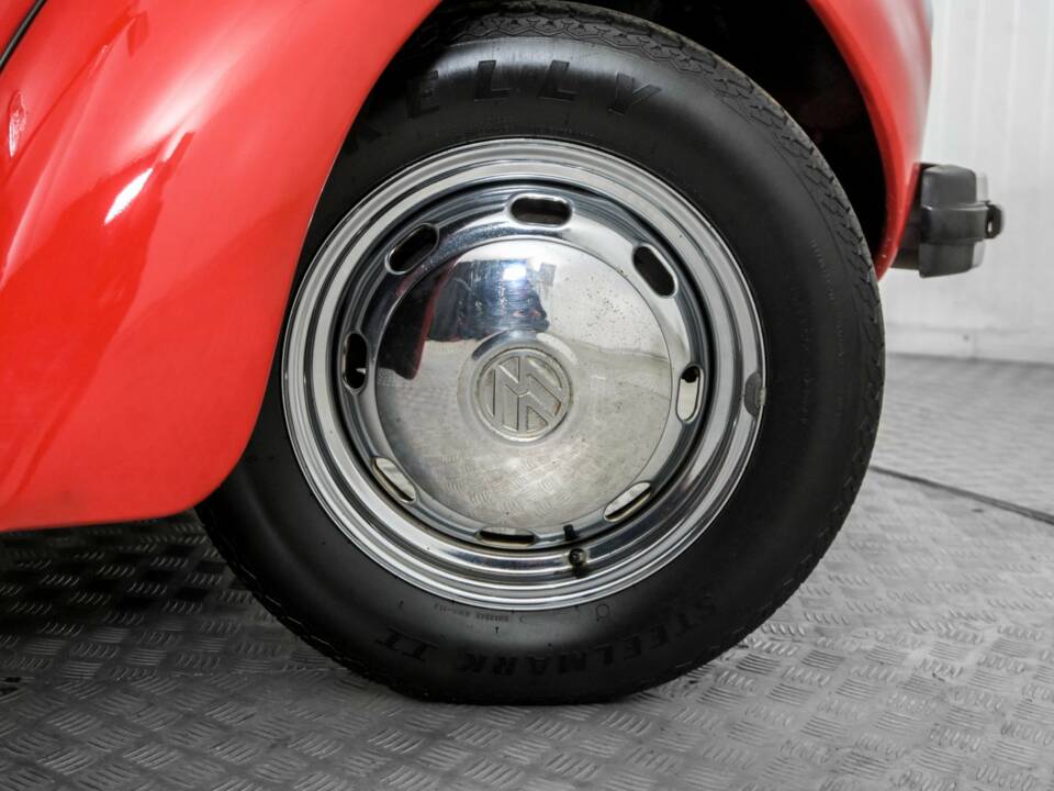 Bild 39/50 von Volkswagen Käfer 1303 LS (1974)