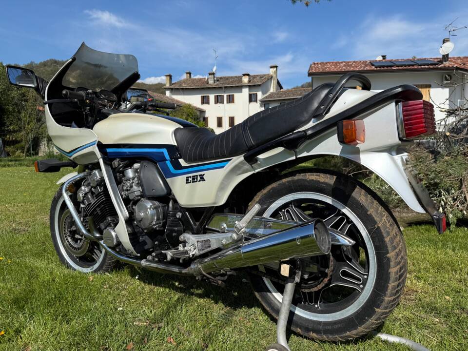 Image 7/64 of Honda DUMMY (1982)