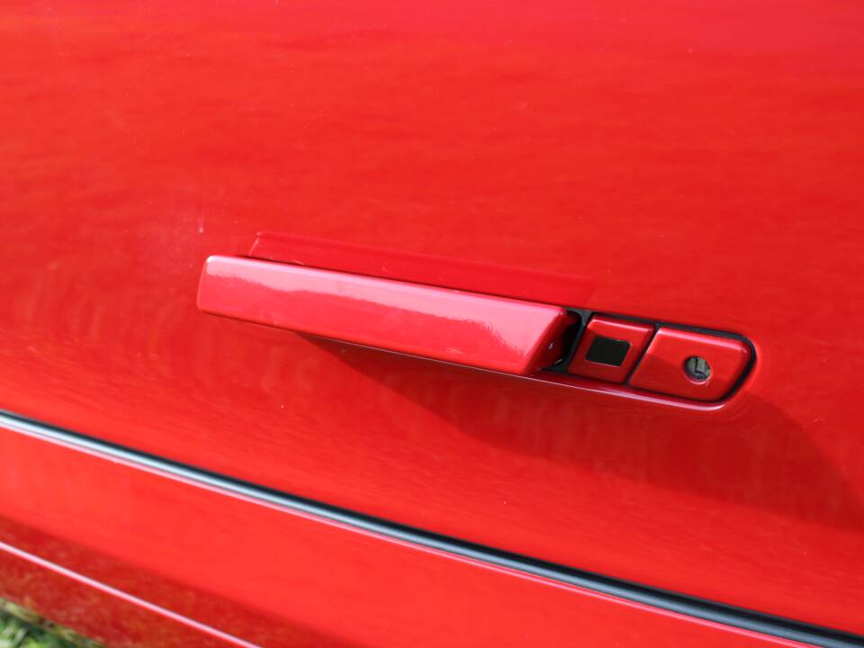 Image 16/57 of Mercedes-Benz SLS AMG (2010)