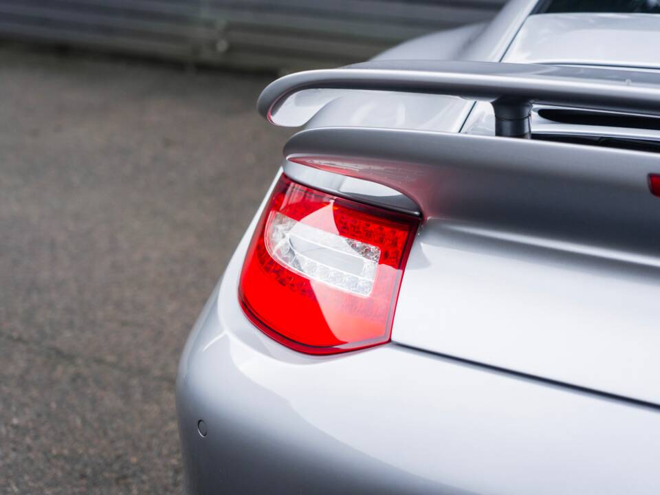 Bild 10/60 von Porsche 911 Turbo (2011)