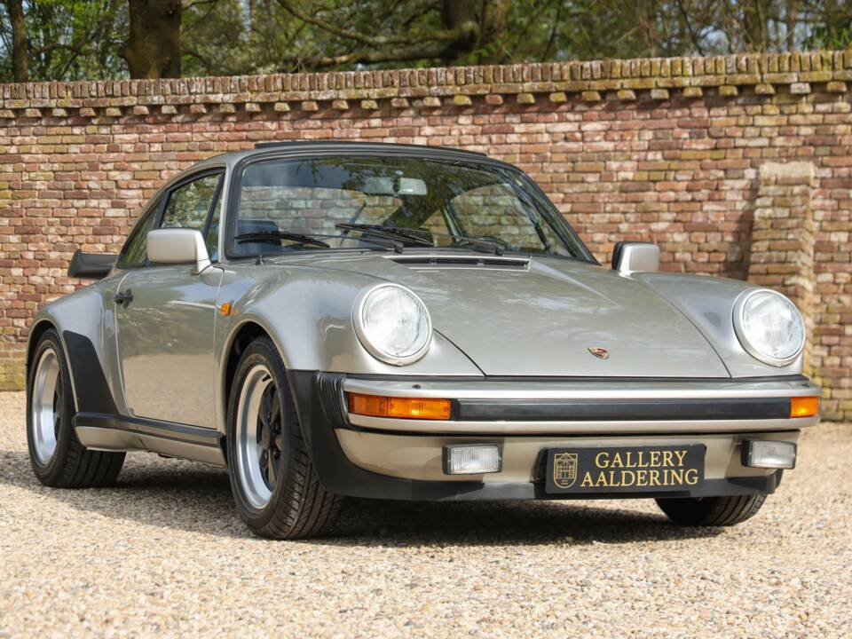 Afbeelding 43/50 van Porsche 911 Turbo 3.3 (1983)