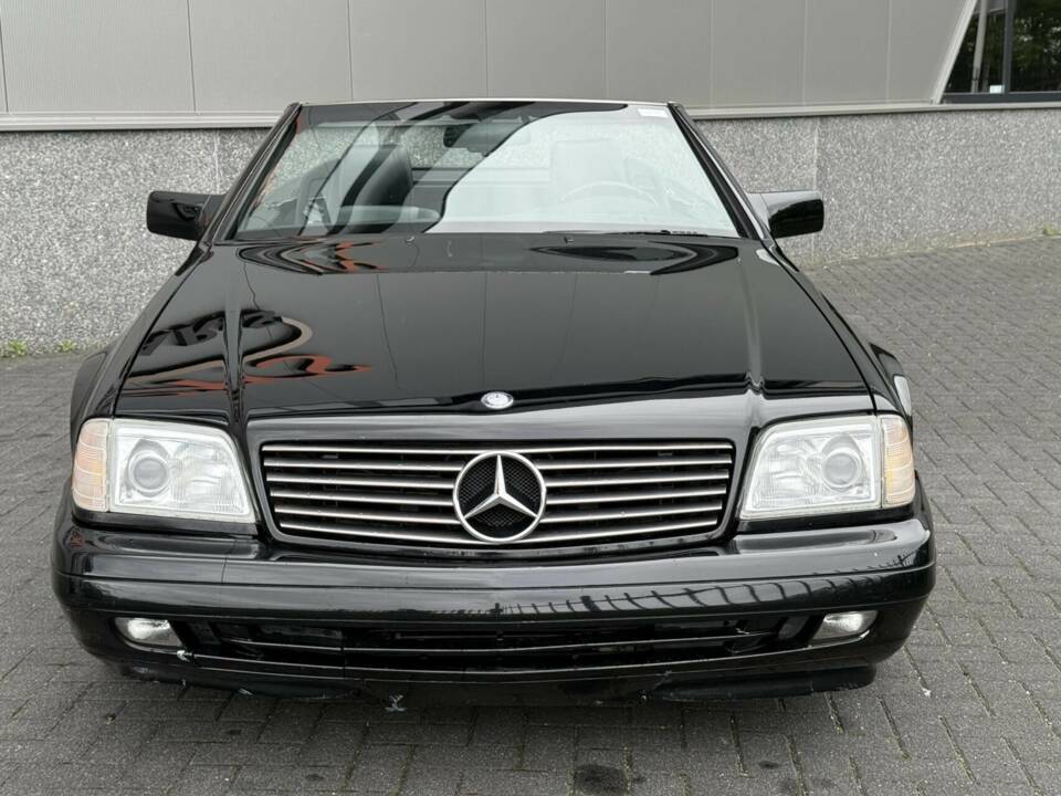 Image 17/50 de Mercedes-Benz SL 600 (1996)