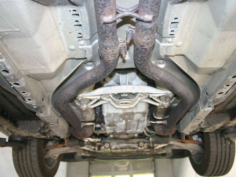 Bild 44/51 von Jaguar S-Type 4.0 V8 (2000)