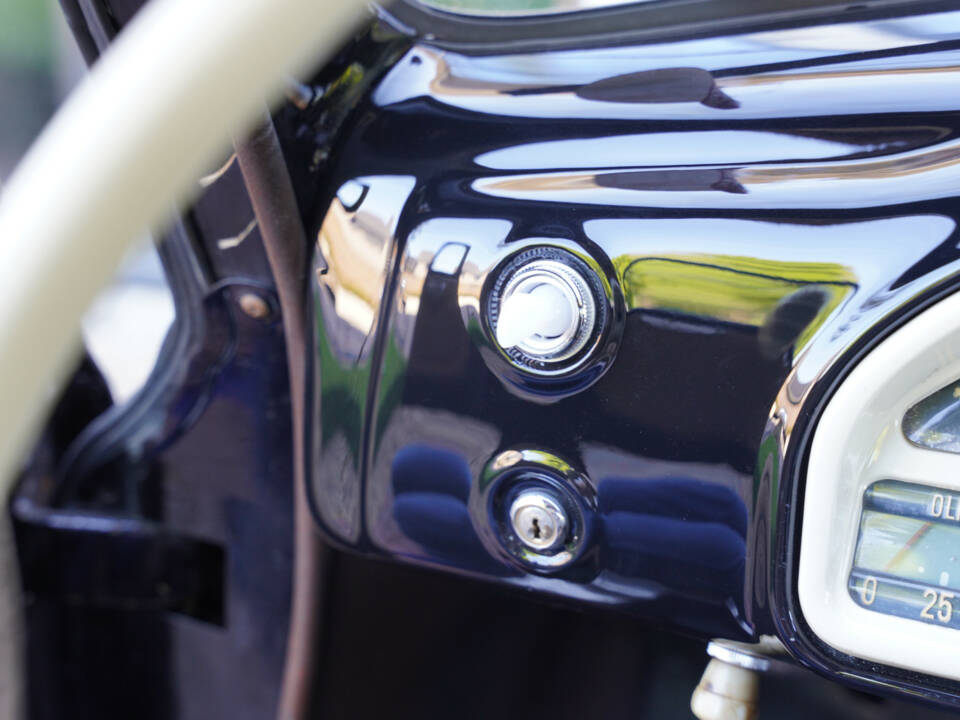 Image 45/50 of Lancia Appia C10 (1954)
