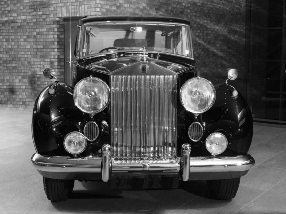 Imagen 1/4 de Rolls-Royce Phantom IV (1952)