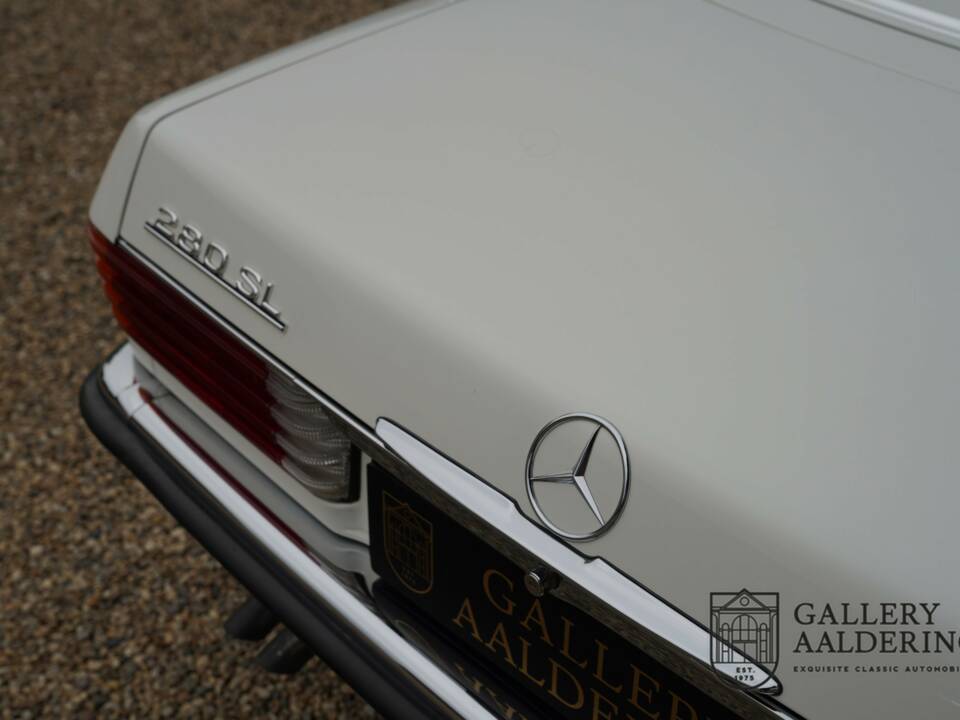 Image 29/50 of Mercedes-Benz 280 SL (1981)