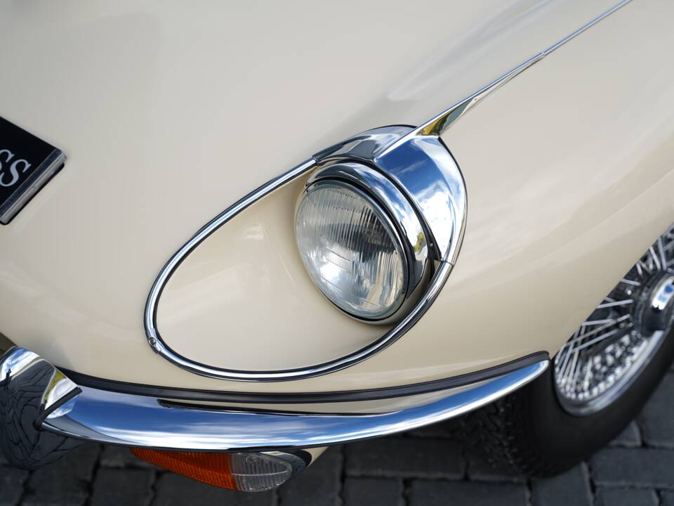Imagen 41/50 de Jaguar E-Type (1969)