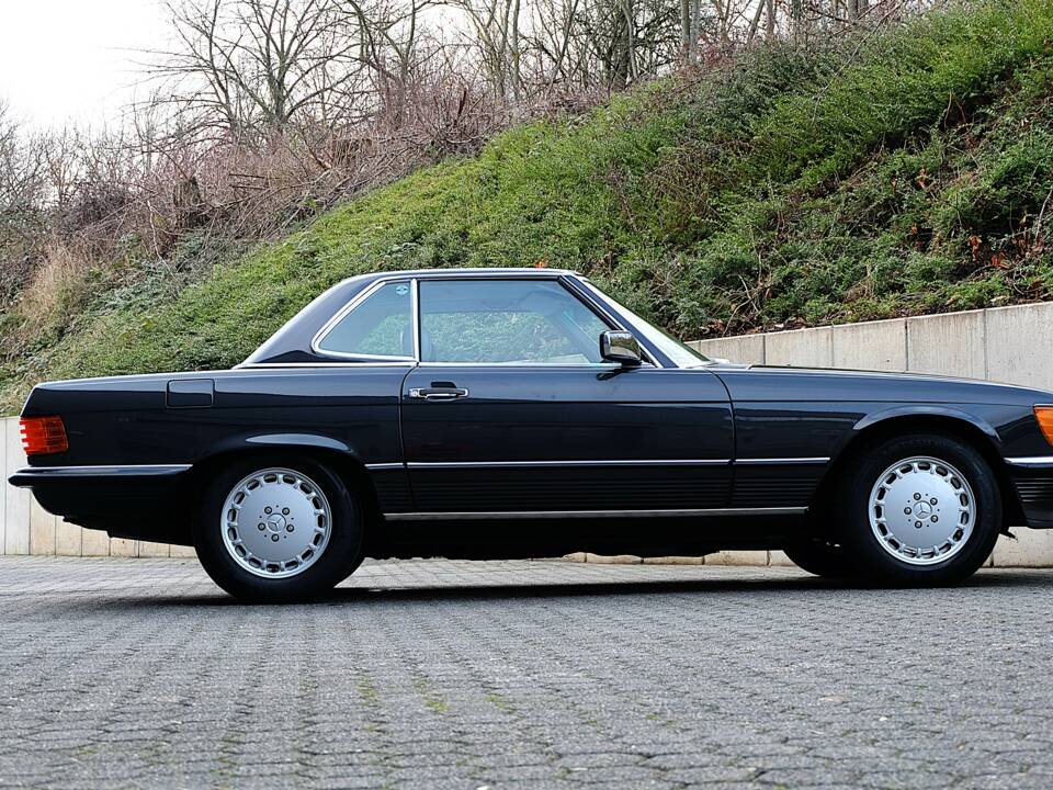 Immagine 15/43 di Mercedes-Benz 300 SL (1987)