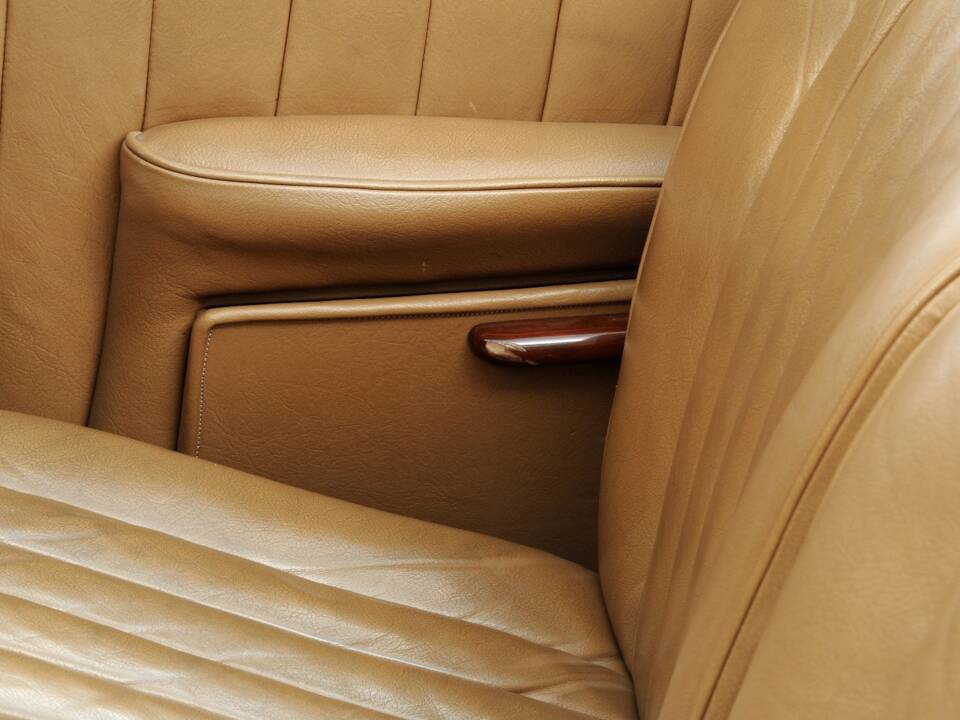 Immagine 34/59 di Mercedes-Benz 540 K Cabriolet C (1937)