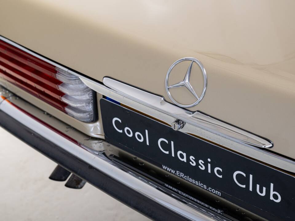 Bild 31/36 von Mercedes-Benz 350 SEL (1978)
