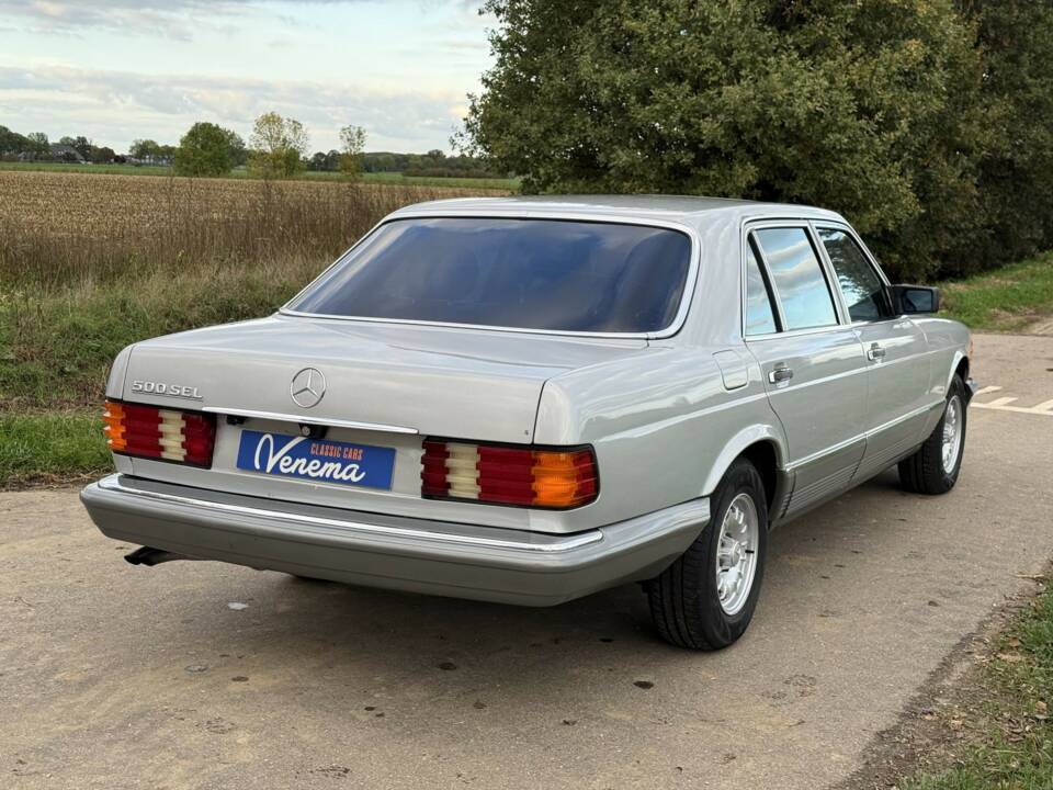 Bild 10/20 von Mercedes-Benz 500 SEL (1985)