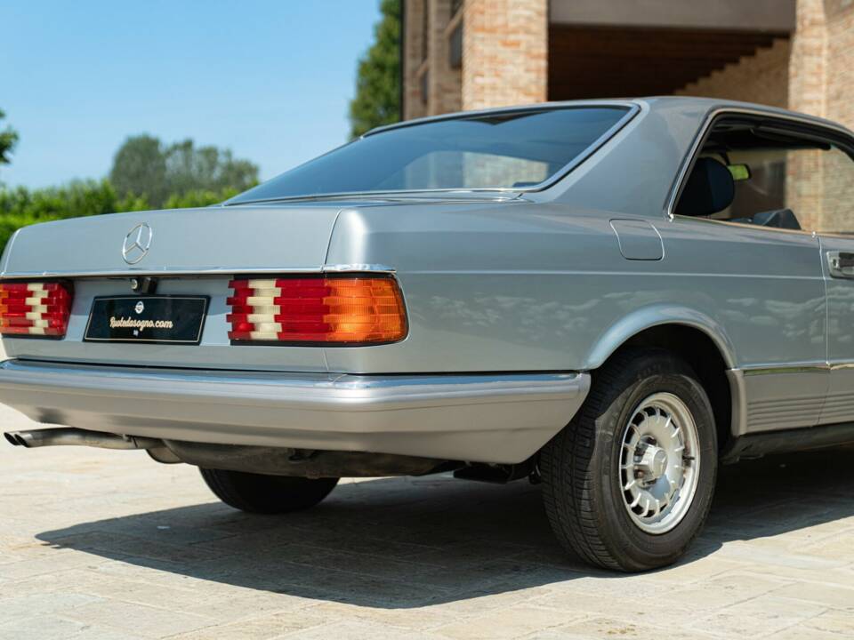 Afbeelding 20/50 van Mercedes-Benz 380 SEC (1982)
