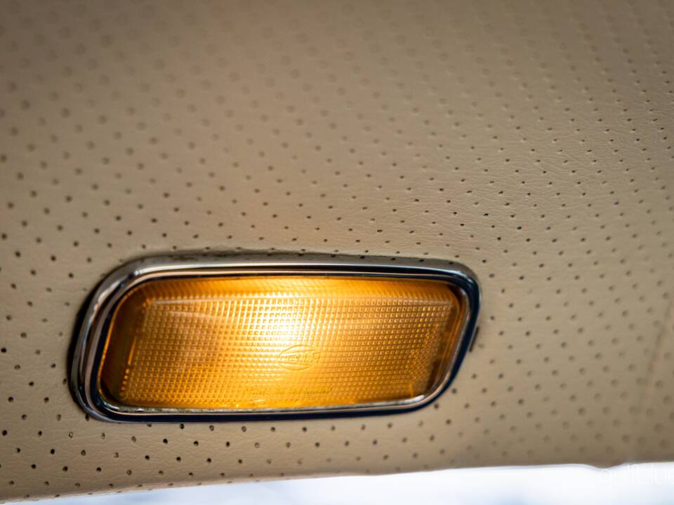 Image 57/64 de Porsche 911 2.2 S (1970)