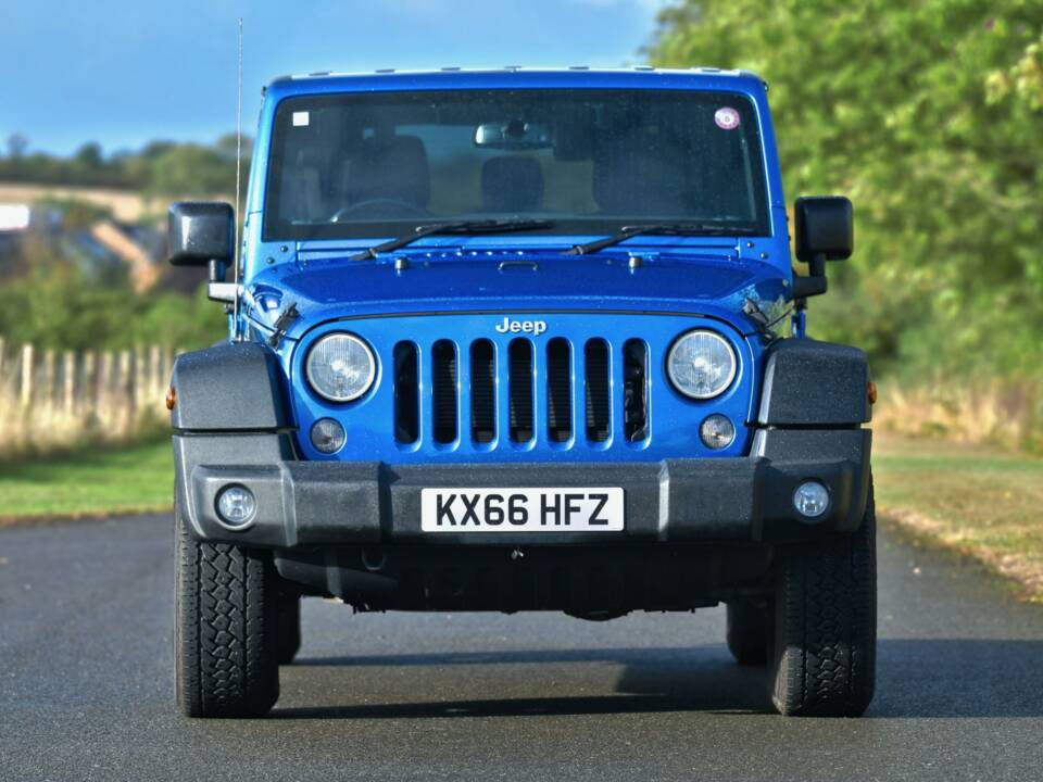 Bild 2/50 von Jeep Wrangler 3.8 &quot;75th Aniversary&quot; (2016)
