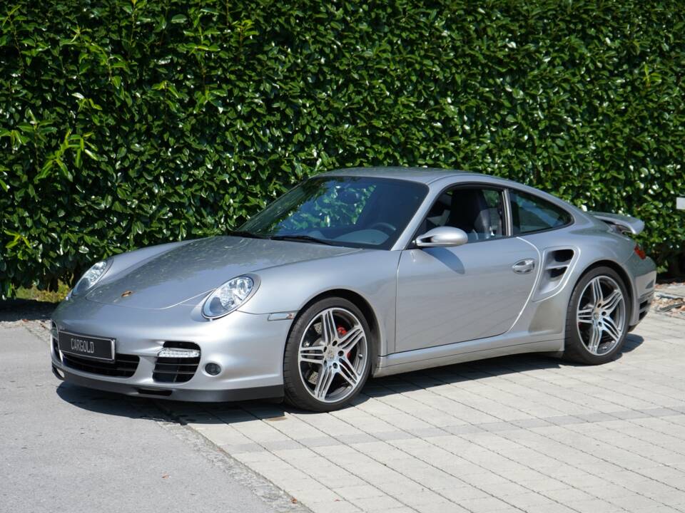 Obraz 22/24 pojazdu Porsche 911 Turbo (2008)